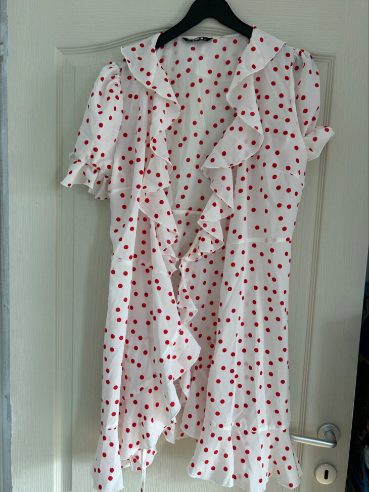 Robe petit pois/blanc Taille L
